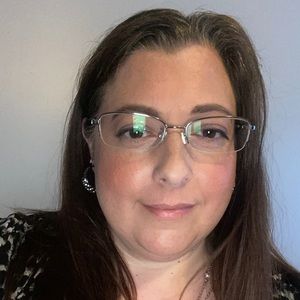 Meet your Posher, Beth